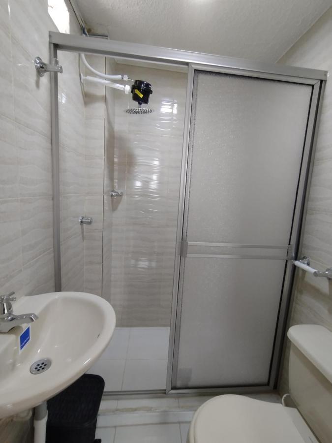 Hotel Bogota Airport Екстер'єр фото